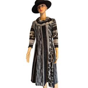 Black Gray Animal Print Fit & Flare A Line Midi Dress, Women's Size M